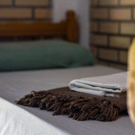 Paraiso Hostel Прая-ду-Роса Екстер'єр фото