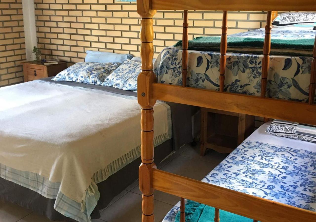 Paraiso Hostel Прая-ду-Роса Екстер'єр фото