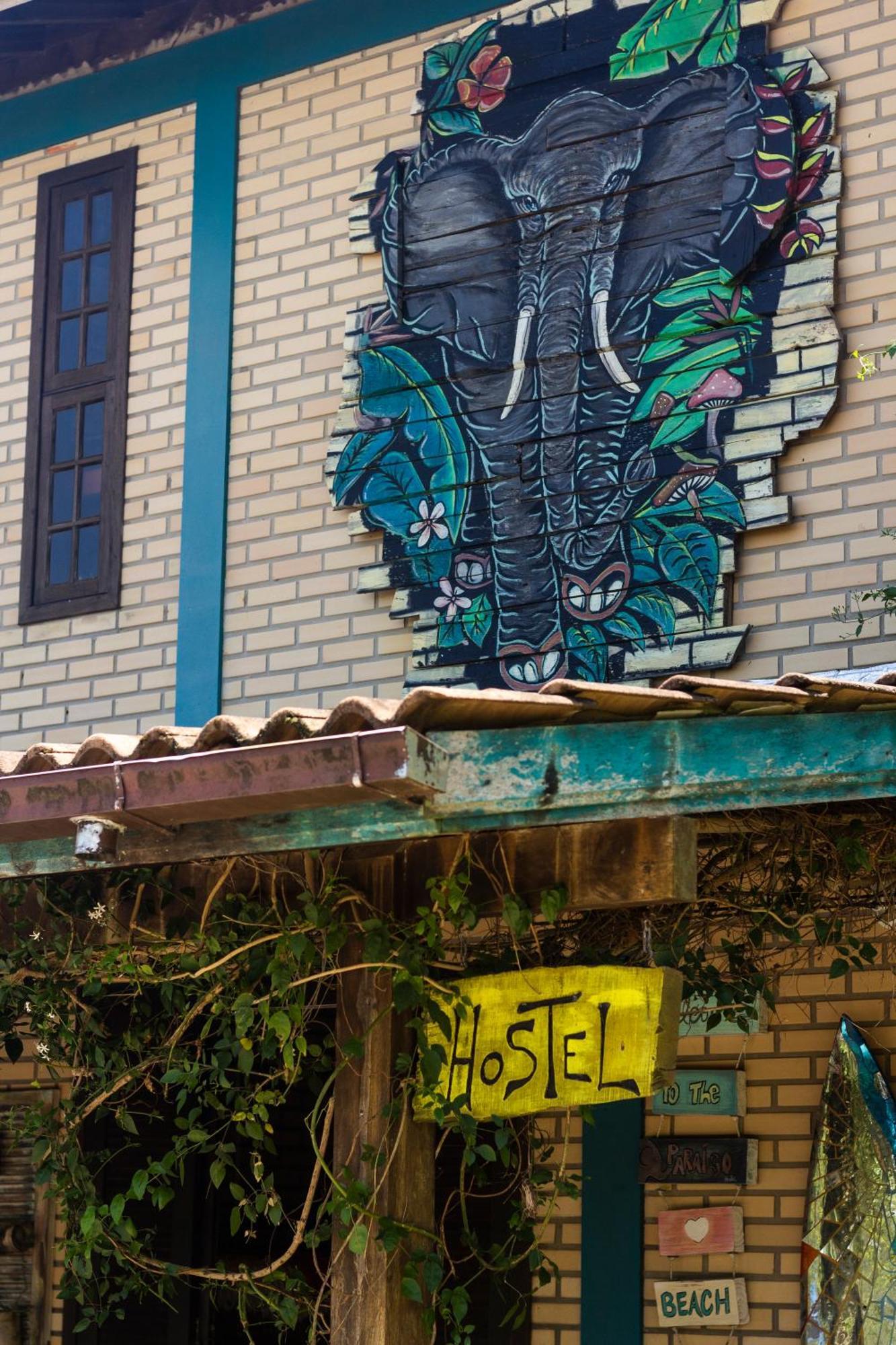 Paraiso Hostel Прая-ду-Роса Екстер'єр фото